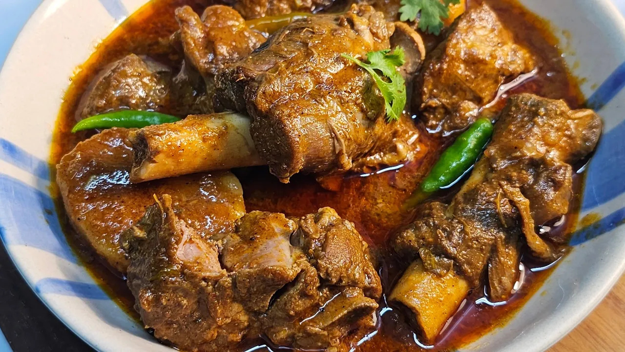 Aloo Gosht Recipe | How to make Aloo Gosht | Cook with Judy and Flo