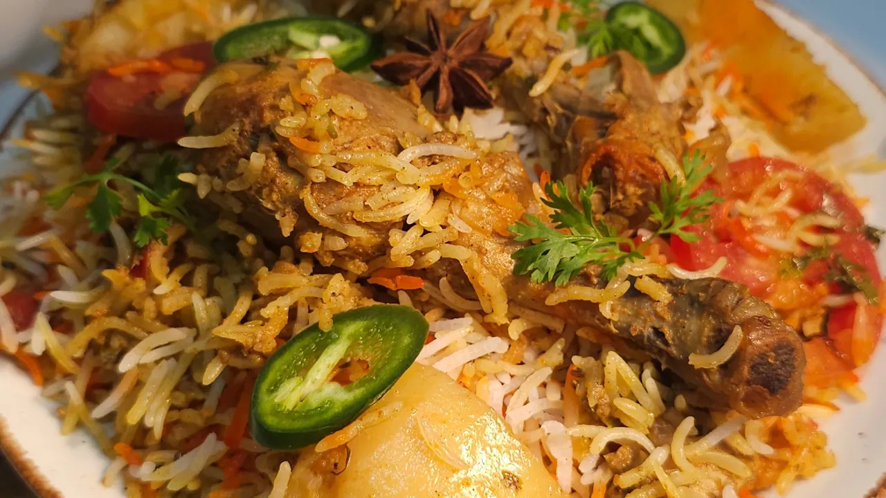 Sindhi Chicken Biryani | Authentic Sindhi Biryani Recipe | Cook with Judy and Flo