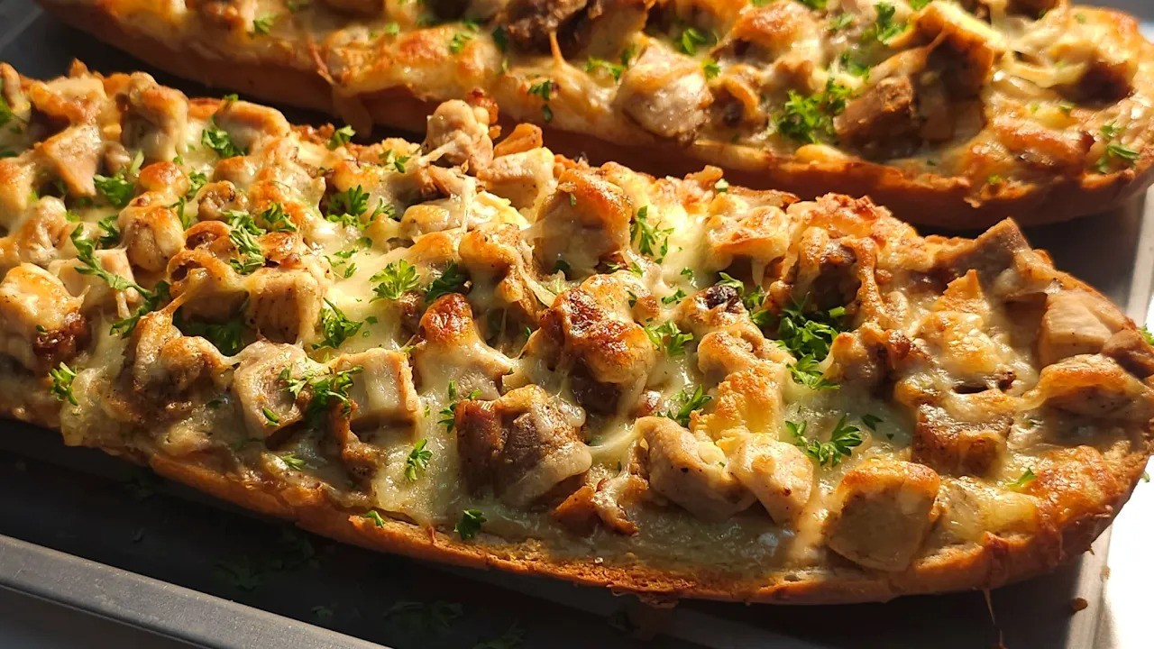 Chicken Alfredo Garlic Bread | How to Make Chicken Alfredo Garlic Bread | Cook with Judy and Flo