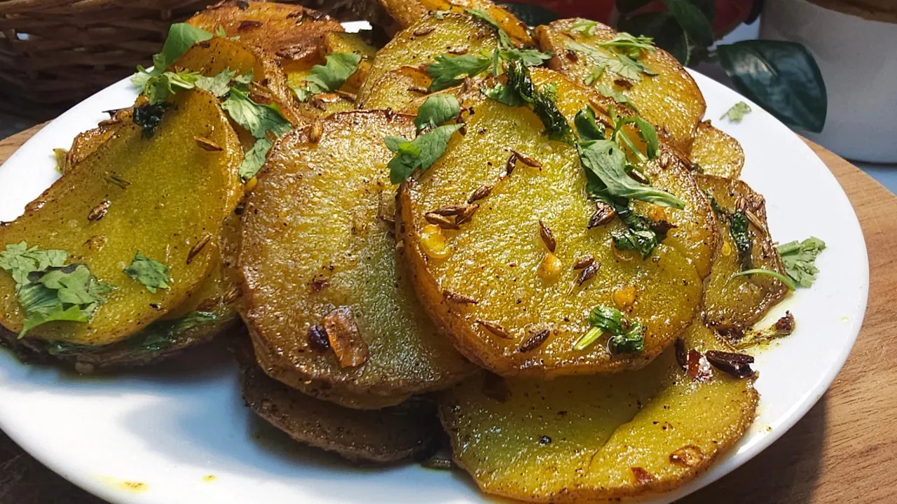 Spicy Aloo Katli Recipe | Quick & Easy Potato Side Dish