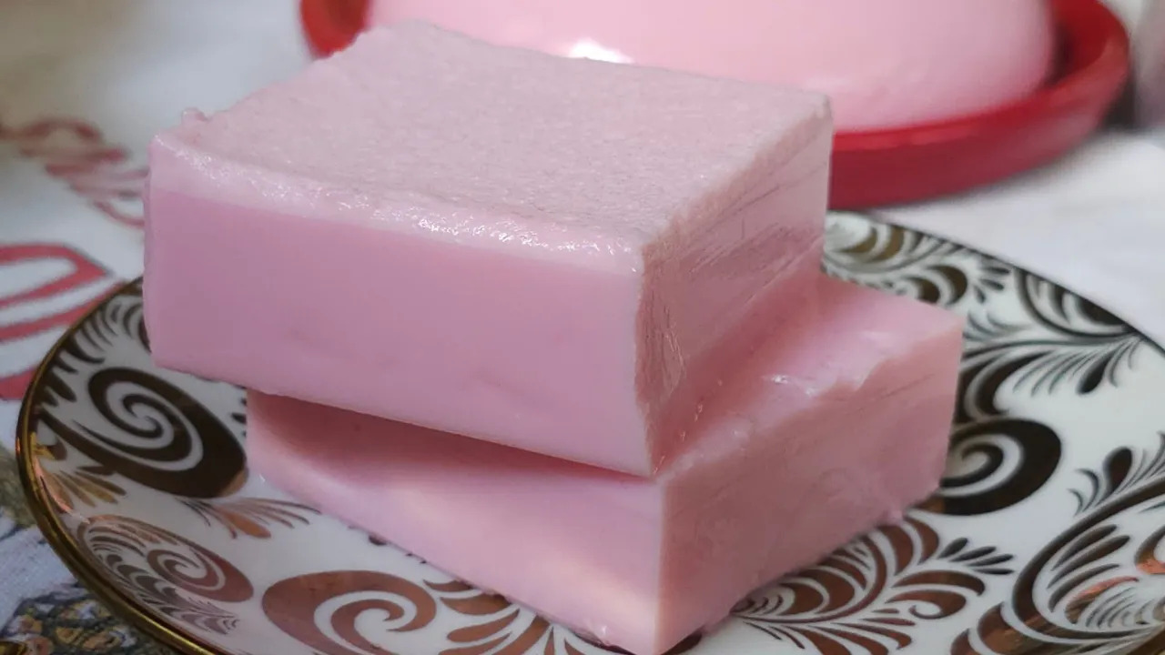 How to Make Rose China Grass Pudding at Home (Agar Agar Dessert)